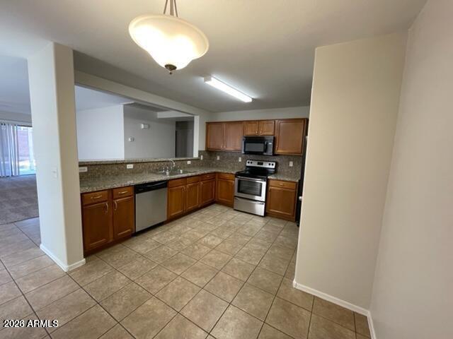 Building Photo - 44833 Miraflores St