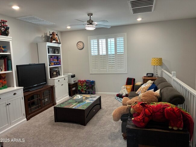 Building Photo - 18029 Avenida del Sol W