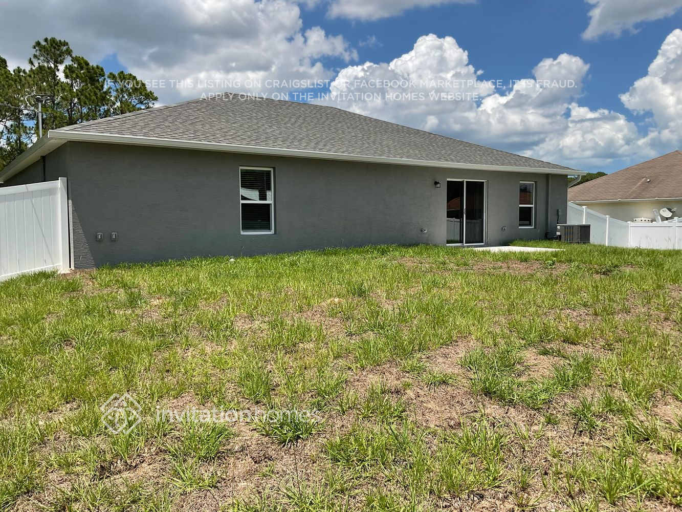 Building Photo - 982 Carver Rd SE