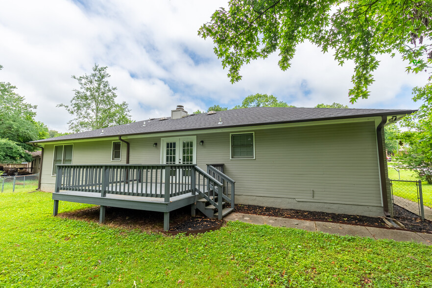 Back Deck - 10280 Long Meadow Rd