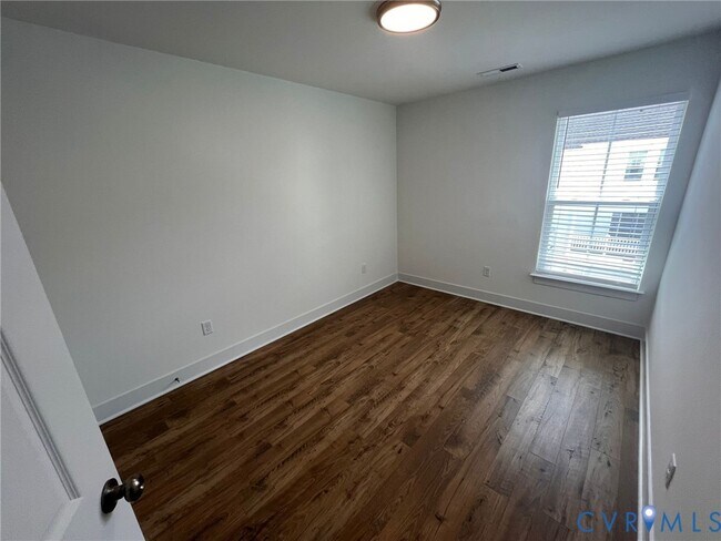 Building Photo - 15354 Oasis Sun Aly