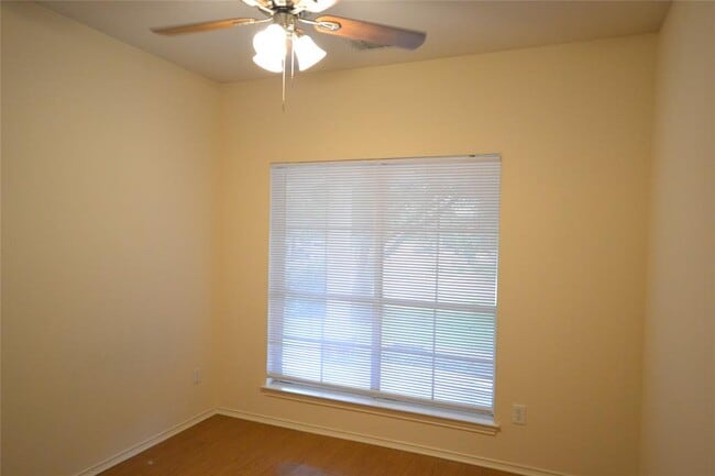 Building Photo - 3207 Picton Ct