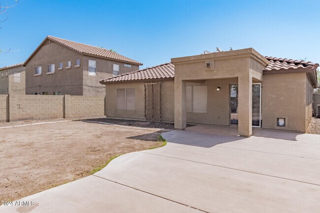 Building Photo - 1710 S 118th Dr