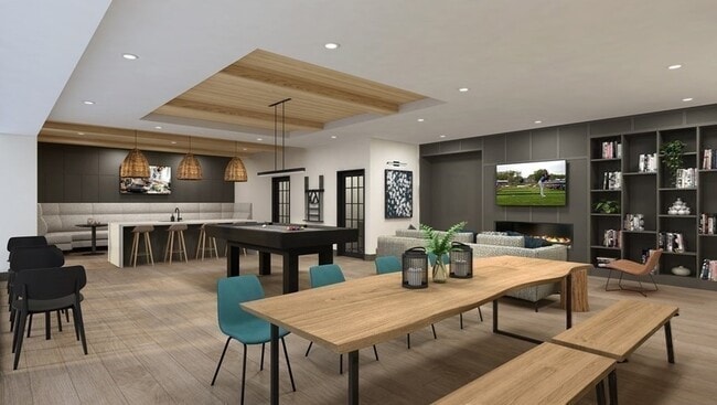 Building Photo - 635 Main St