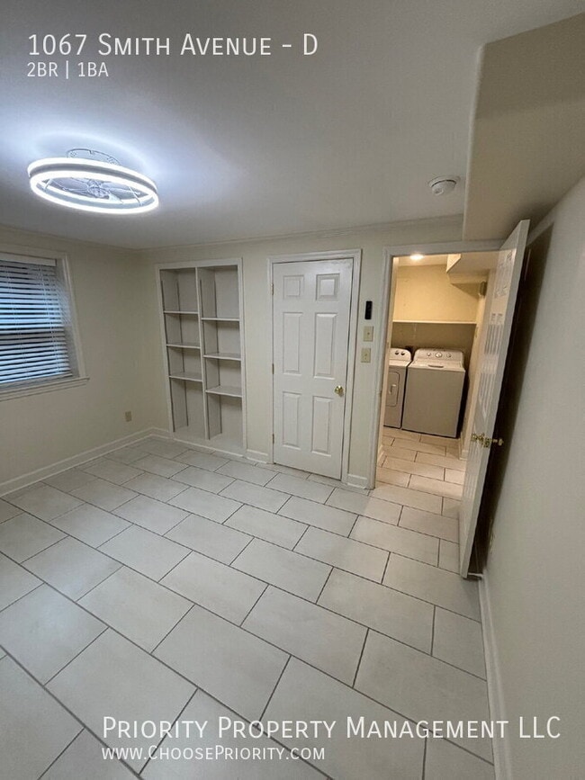 Building Photo - 1067 Smith Ave