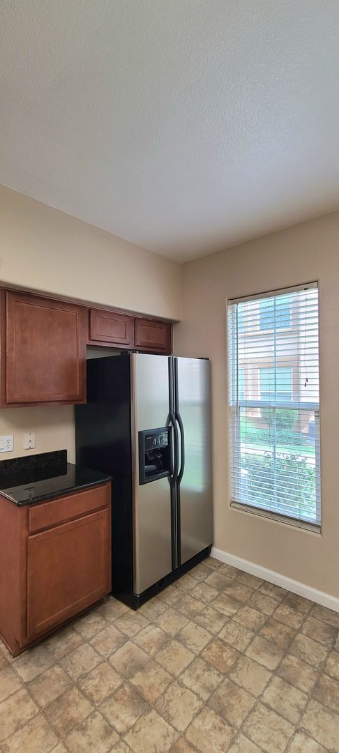 Building Photo - LUXURIOUS 1 STORY CONDO IN NATOMAS W/ ON-S...