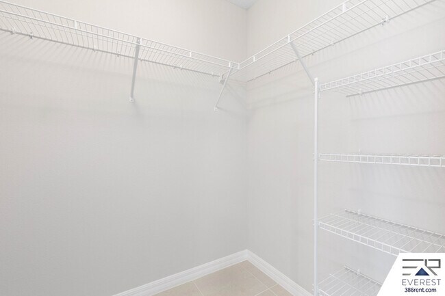 Building Photo - 11 Serenity Pl