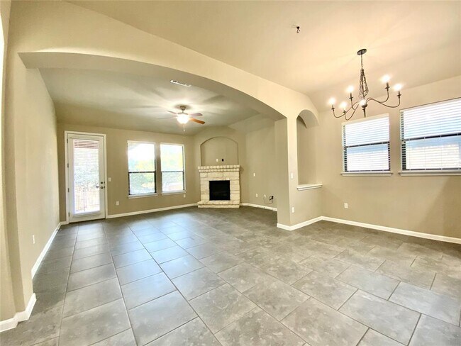 Building Photo - 15908 Dink Pearson Ln