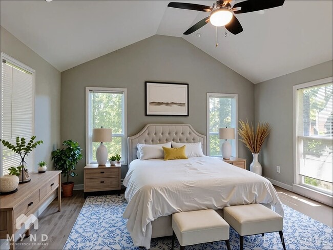 Building Photo - 5613 Deerborn Dr