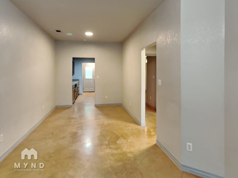 Building Photo - 208 Walnut Bend Rd