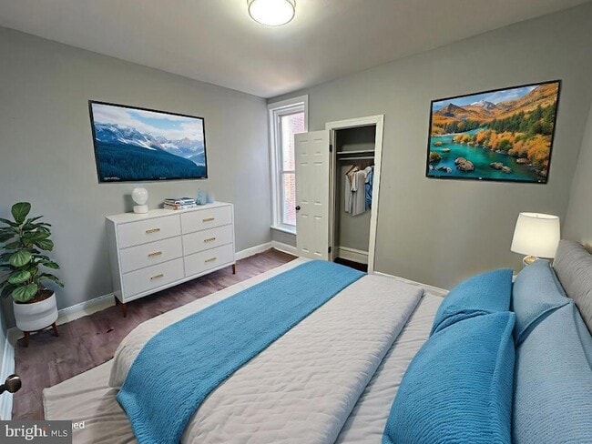 Building Photo - 5824 Florence Ave