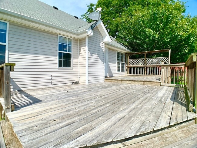 Building Photo - 4080 Challis Dr