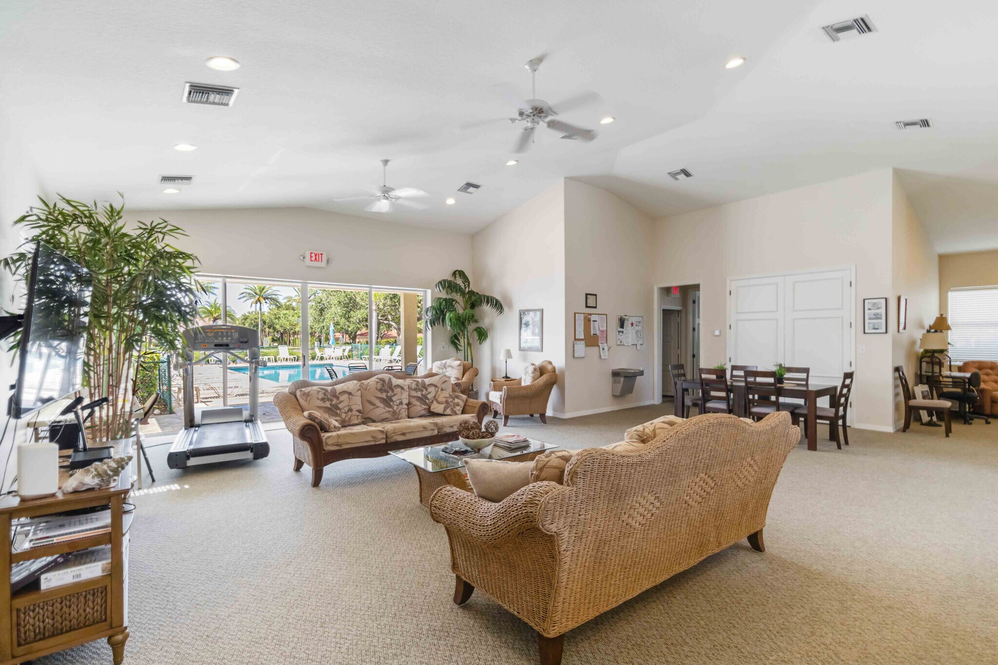 Building Photo - 8202 L Pavia Blvd