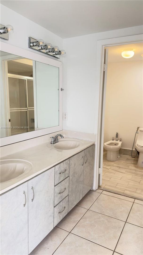 Building Photo - 456 Poinciana Island Dr