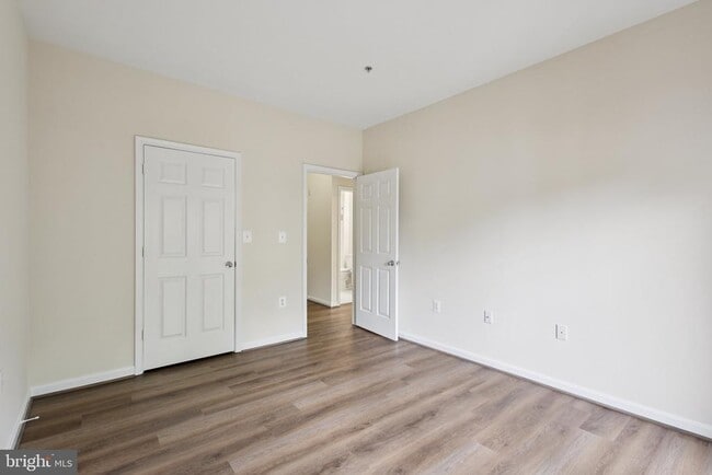 Building Photo - 5107 Travis Edward Way