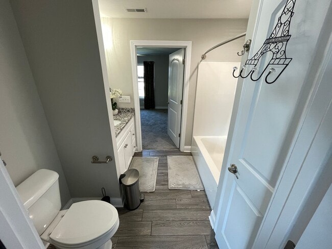 Building Photo - Perfect Condo Home For Lease