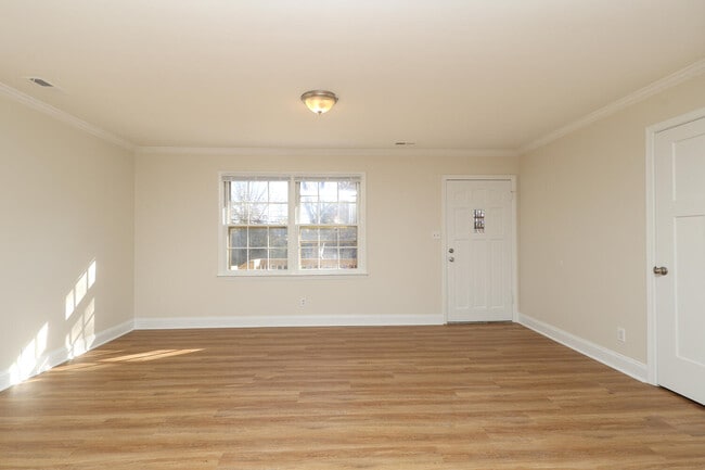 Building Photo - 937 Green Cir Dr