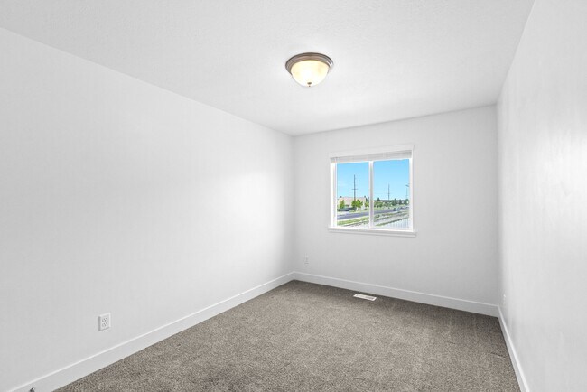 Building Photo - Harvest Cove Townhomes