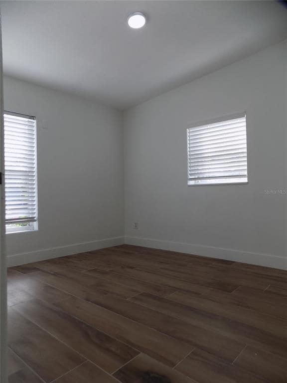 Building Photo - 1511 E Horatio Ave