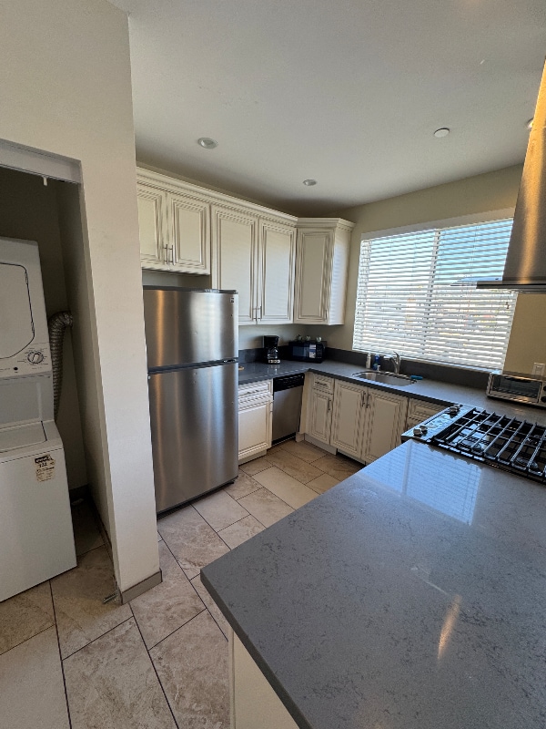 Building Photo - 953 Normandie Ave