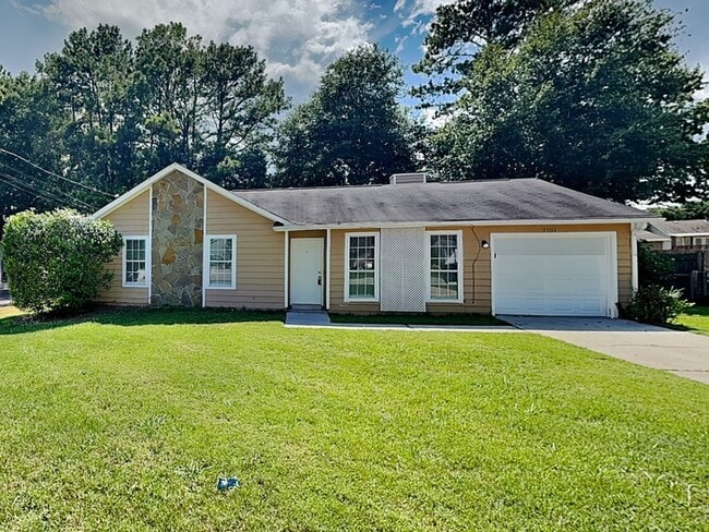 Primary Photo - 3101 Park Creek Ct