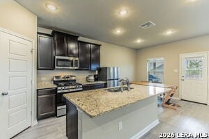 Building Photo - 7045 Vista Lp