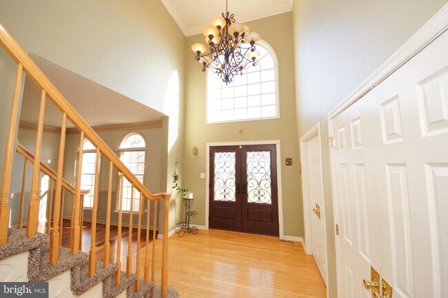 Building Photo - 43 Pickering Dr