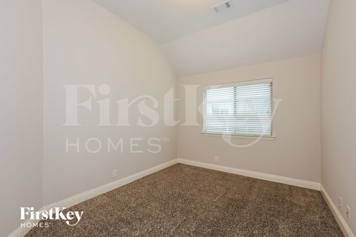 Building Photo - 1652 Sandle Wood Dr