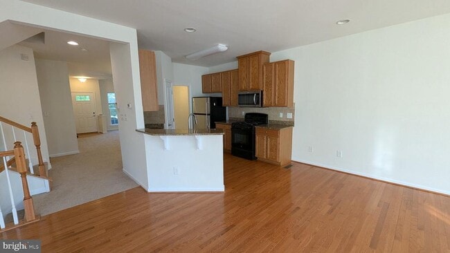 Building Photo - 1309 Madison Ln