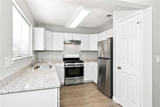 Building Photo - 1374 Smokey Mountain Ct