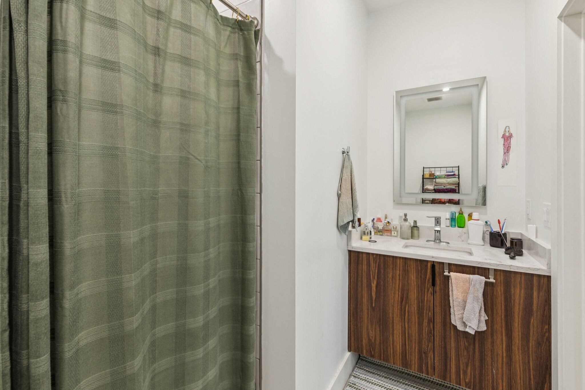 Building Photo - 3849 Lancaster Ave