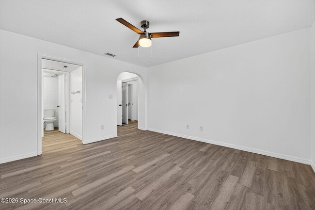 Building Photo - 2107 Hidden Grove Ln