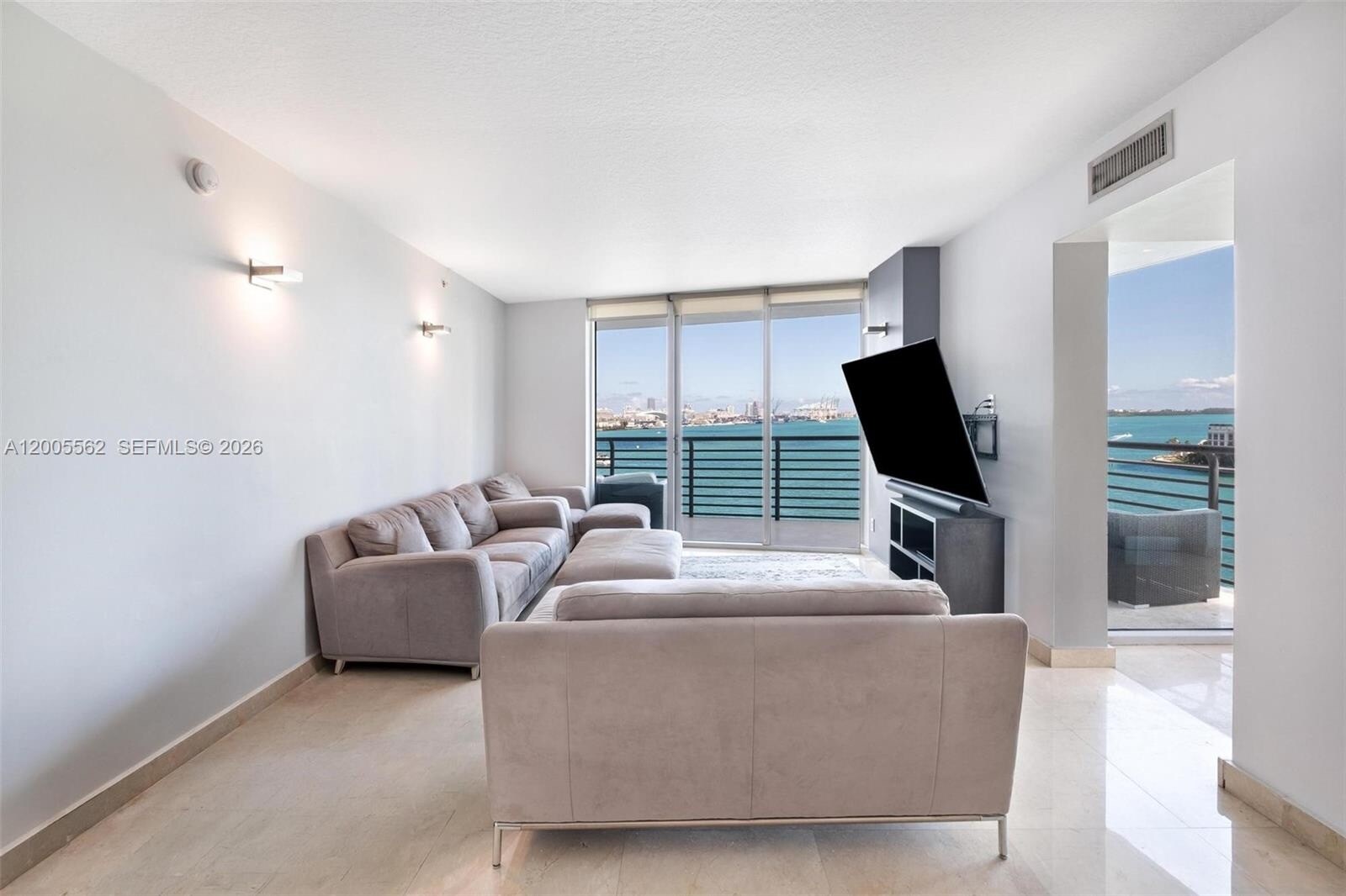 Building Photo - 325 S Biscayne Blvd