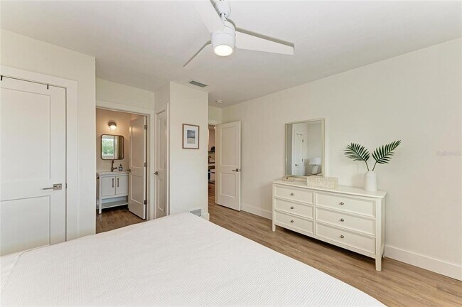 Building Photo - 302 San Marco Dr