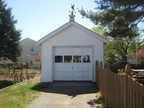 Building Photo - 60 Elliot Ave