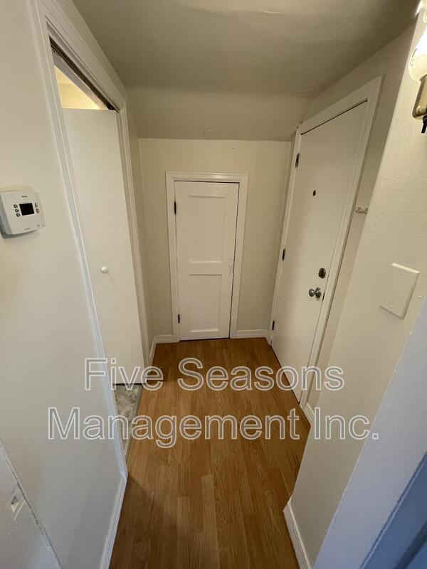 Building Photo - 70 North St