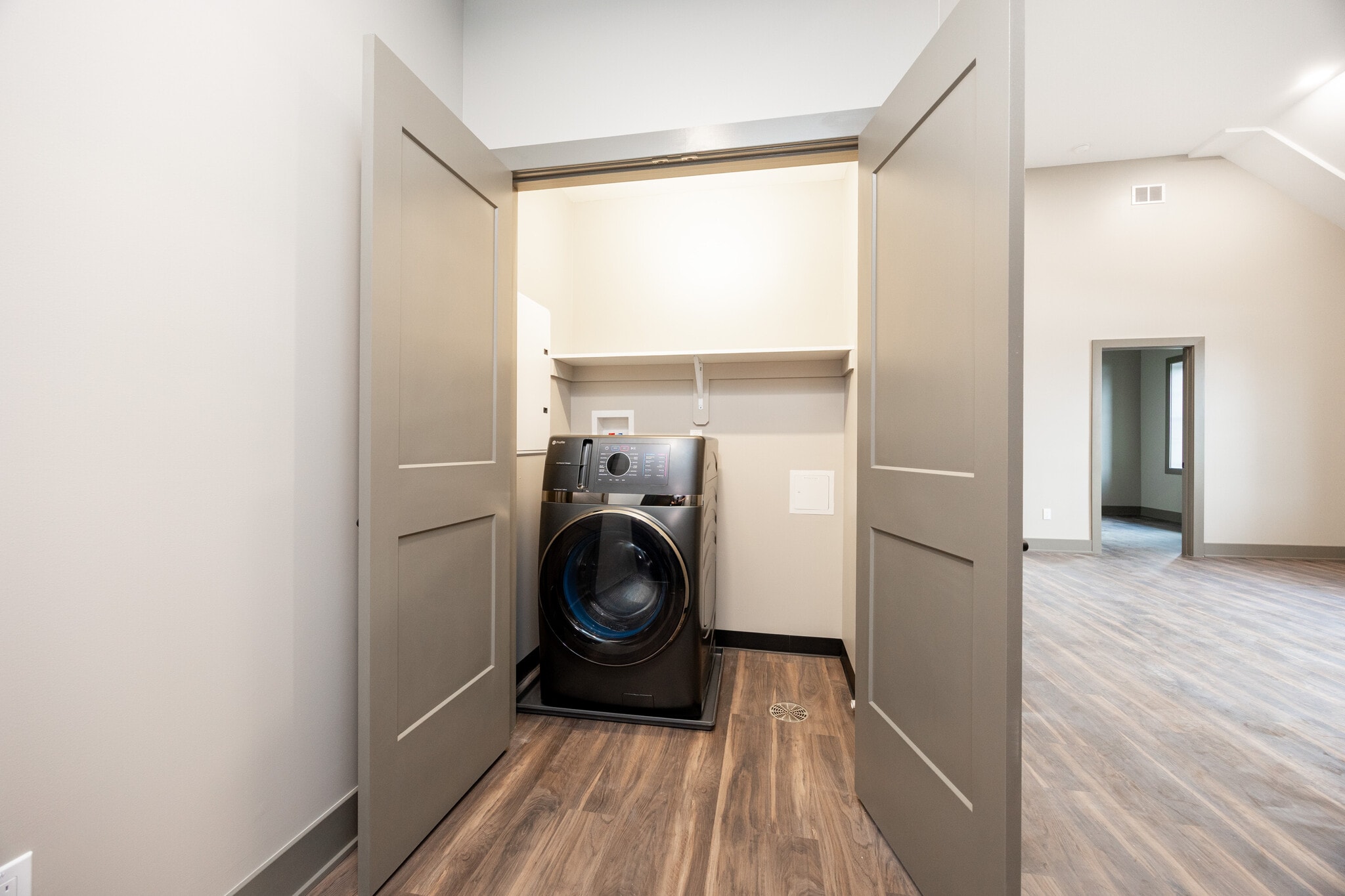 Building Photo - 122 Penn Ave