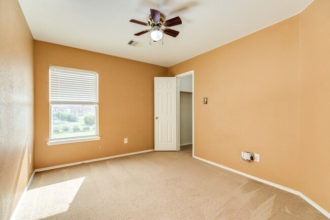 Building Photo - 999 Brady Ln