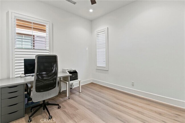 Building Photo - 112 Vigna