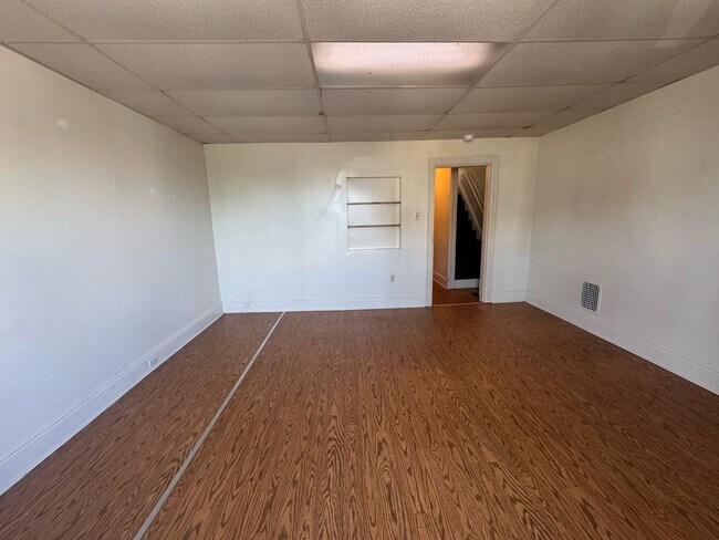 Building Photo - 802 Wayne Ave