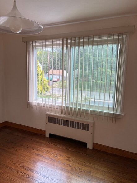 Dining room - 197 Carter Ln