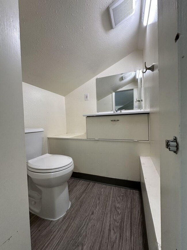 Building Photo - 2 bedroom in Billings MT 59102