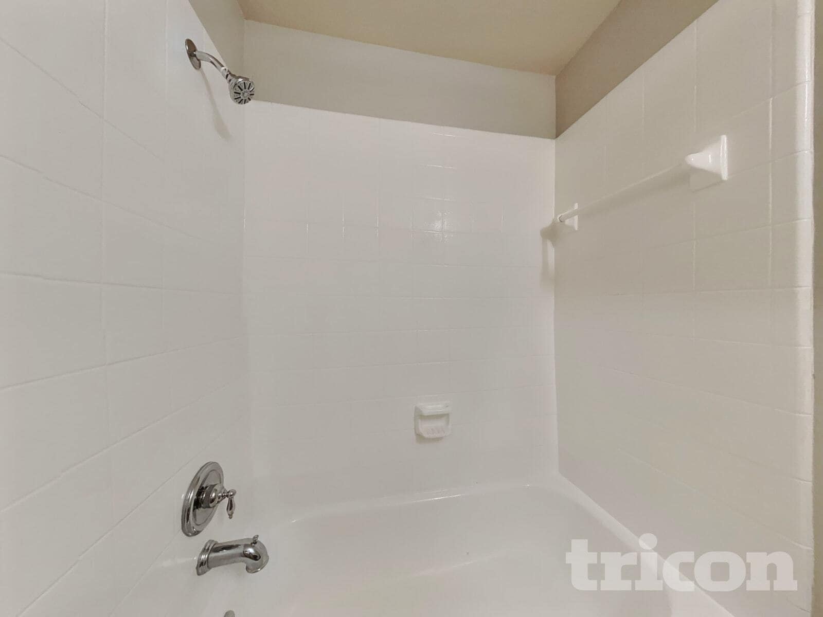 Building Photo - 2422 Spring Lily Ct