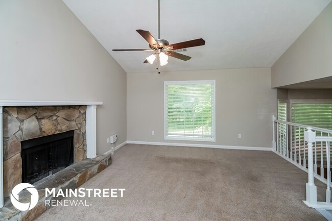 Building Photo - 4799 Wyndam Dr
