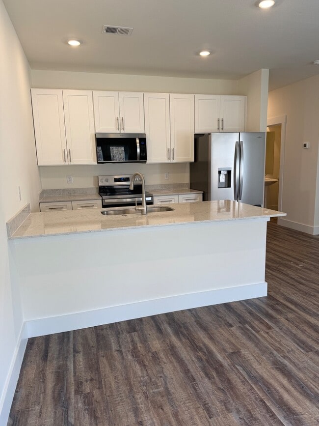 Building Photo - 1129 Wenna Wy