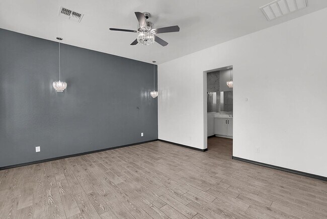 Building Photo - 369 W Glacier Bay Dr
