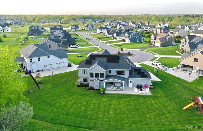 Building Photo - 5330 Holly Glen Ct