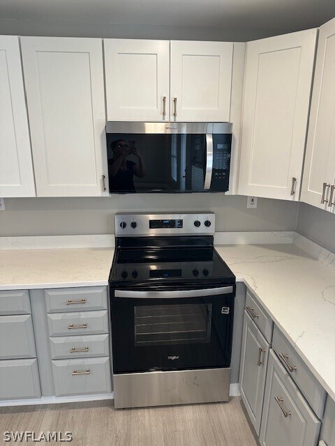 Building Photo - 25168 Pinson Dr