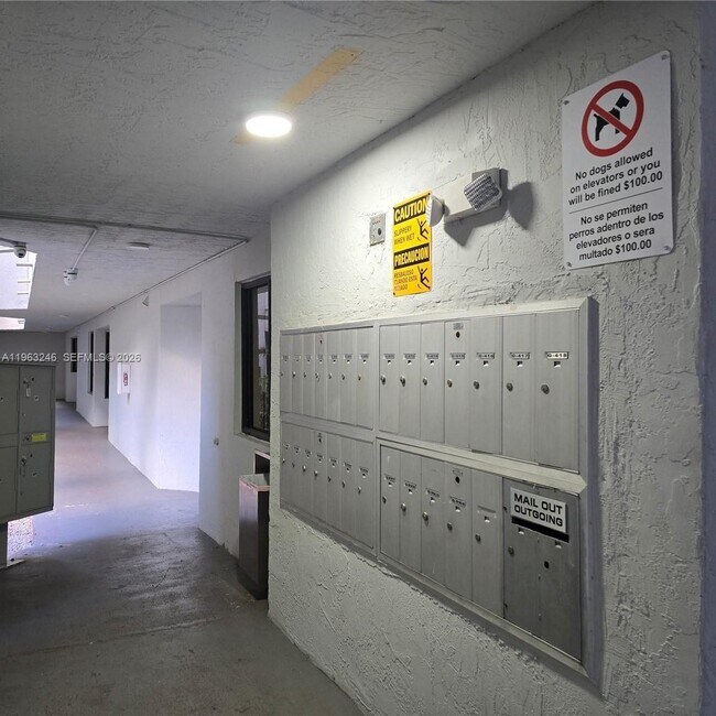 Building Photo - 8205 SW 152nd Ave