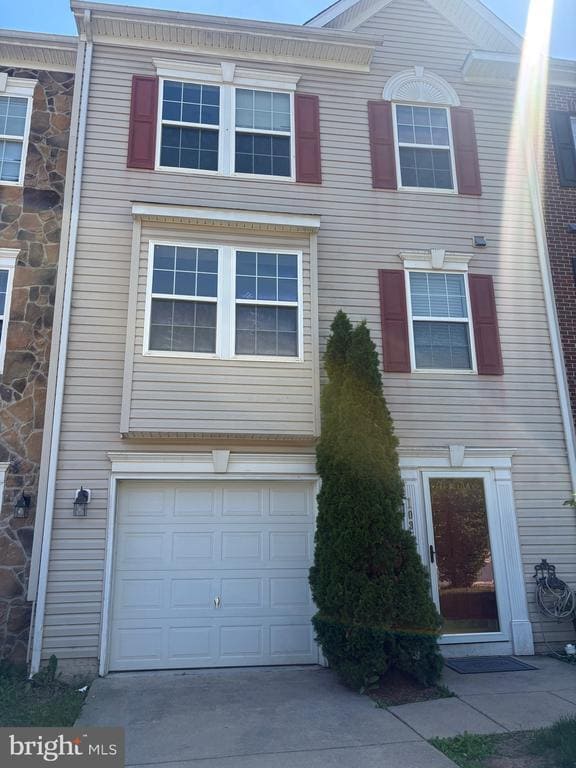 Building Photo - 103 Raphael Ct